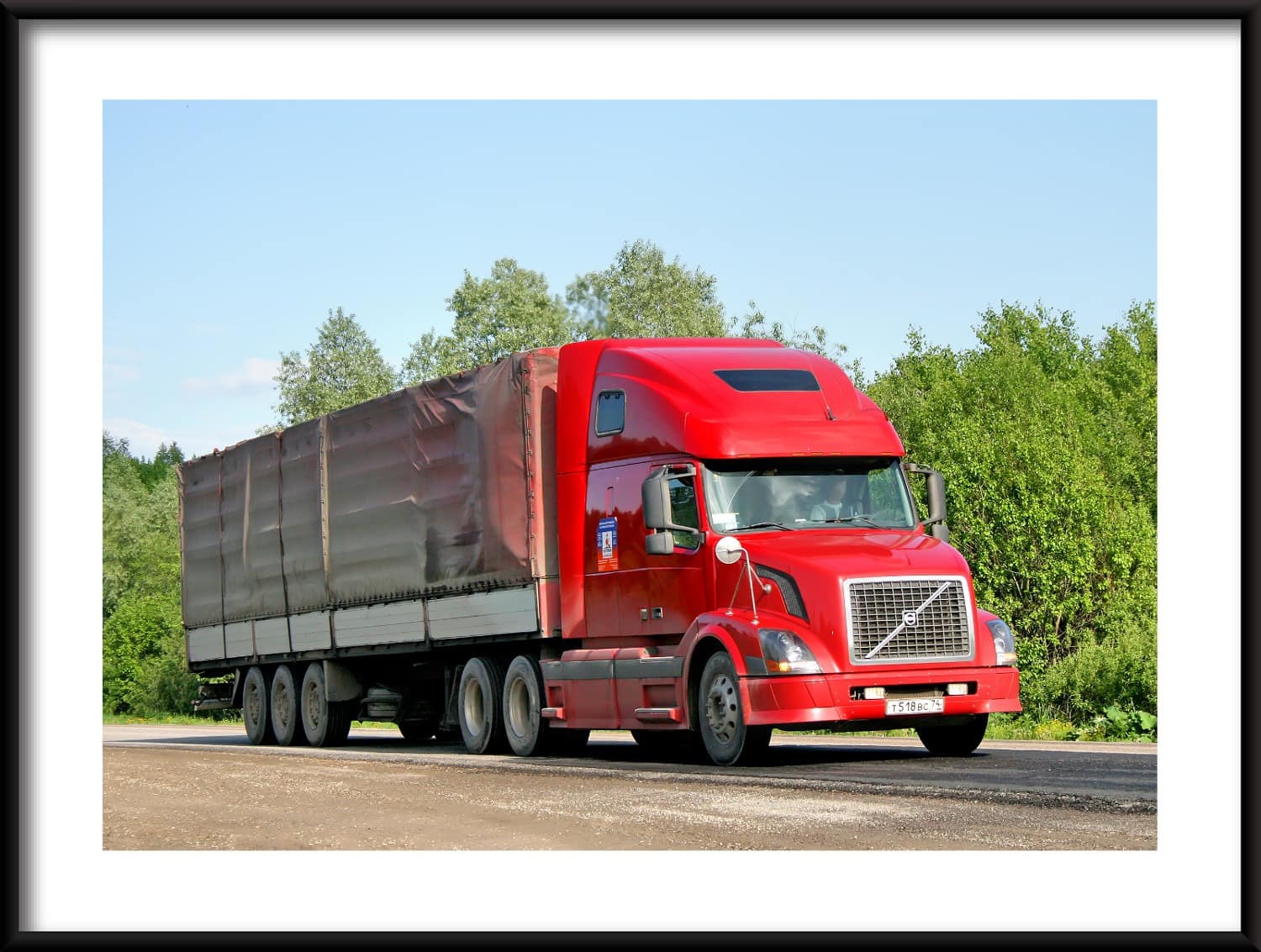 304104263_POZIOM-Volvo-VNL64T